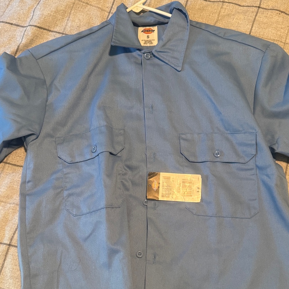 Dickies Men's Casual Blue Button Down Shirt